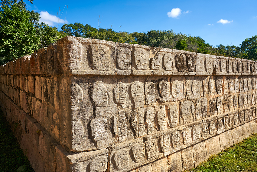 Chichen Itza. Tzompantli